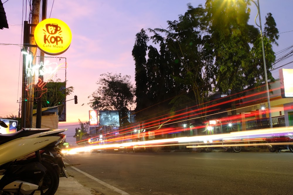 Pikopi Cafe n Music