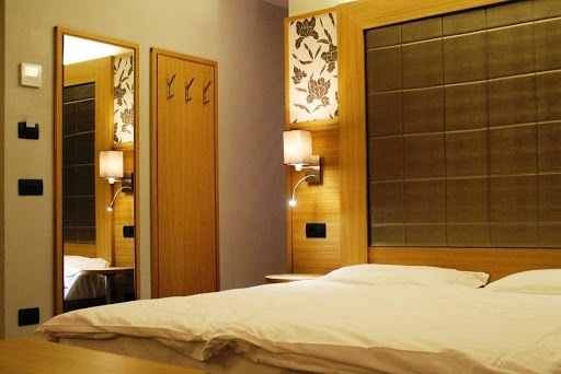 Hotel Pace - Visual