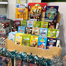 Photo n°6 de Goût du jeu - Boutique de jeux de société - Location de grands jeux - Café ludique ( face au 12 rue Saint-Lubin) à Blois (Magasin de jeux de cartes/jeux de plateaux)