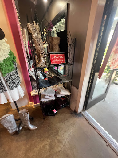 Plenty Boutique - Visual