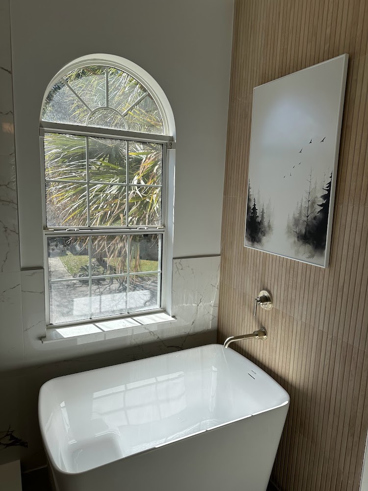 Palmetto Home Remodeling LLC in Mt Pleasant, SC - Tub Reglazing Services