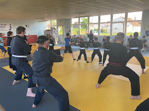 Photo n°11 de Association Énergie et Harmonie Eclaron - Art Martial Sino-Vietnamien Qwan Ki Do - Méditation Relaxation Khi Công Tâm Thê à Éclaron-Braucourt-Sainte-Livière (Association bénévole)