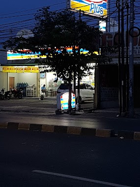 Indomaret, Author: darvini rachmida