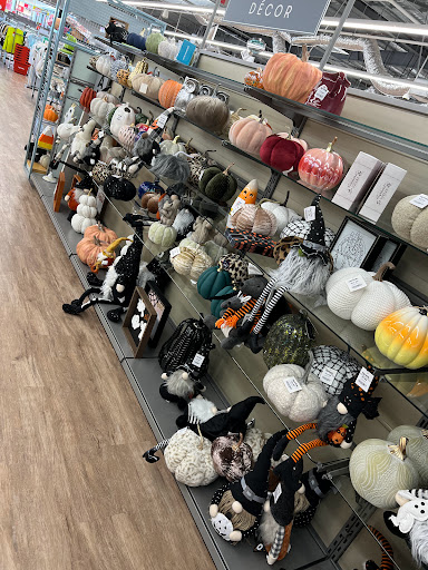 TK Maxx Harbour Town - Thumbnail
