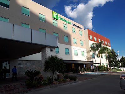 Photos of Holiday Inn Express & Suites Irapuato