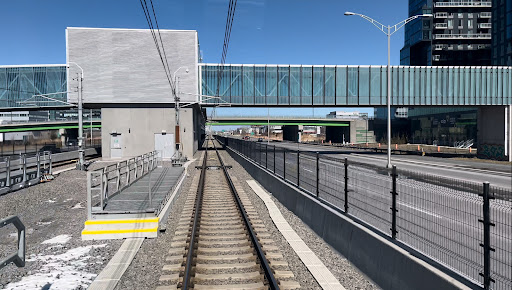 Station Du Quartier - Visual
