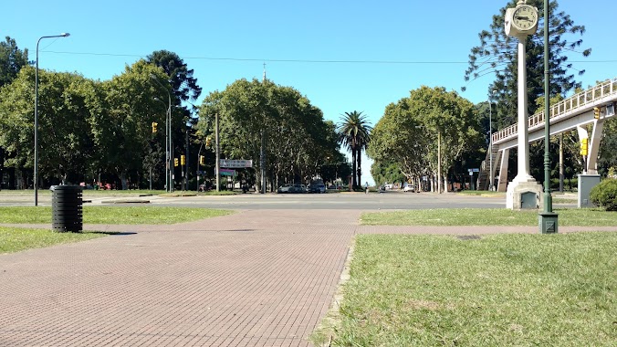 Plaza Alberdi, Author: Máximo Merlat