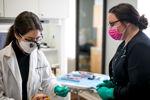 Thompson Family & Implant Dentistry