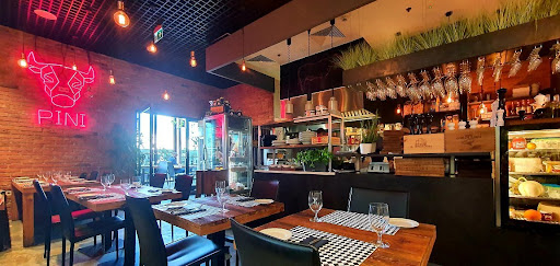 PINI Grill & Delikatesy