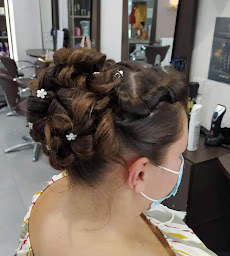 Photo n°24 de L' Atelier de Sandra à Corbreuse (Salon de coiffure)