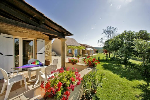 The Lodgings of the Low Bush