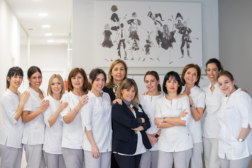 Abad y Antolín Clínica de Ortodoncia - obyra