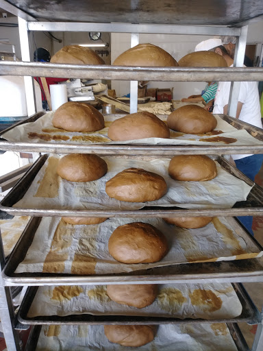 Giovanni's Bakery Inc Logo