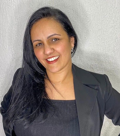 Dra. Vanessa I Nascimento Góis. Advogada de Família e Previdenciário INSS. Atendimento São Paulo e digital por todo Brasil