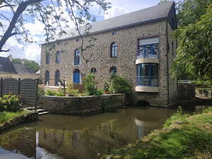 Photo n°3 de Moulin de Meral à Montsûrs (Chambre d'hôtes)