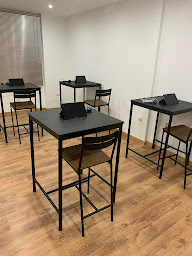 Photo n°5 de Centre d'examen du code Dekra à Gardanne (Centre de formation)