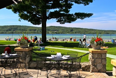 Photos of Beach House Restaurant on Deer Lake
