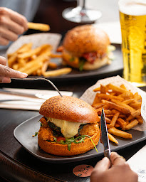 Photo n°85 de Au Bureau - Pub et Brasserie à Cahors (Bar sportif)