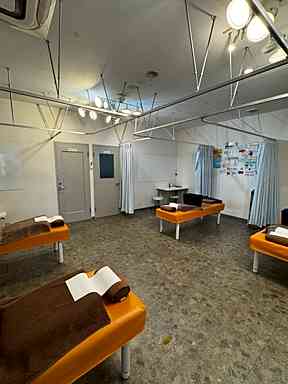 八街ひまわり整骨院