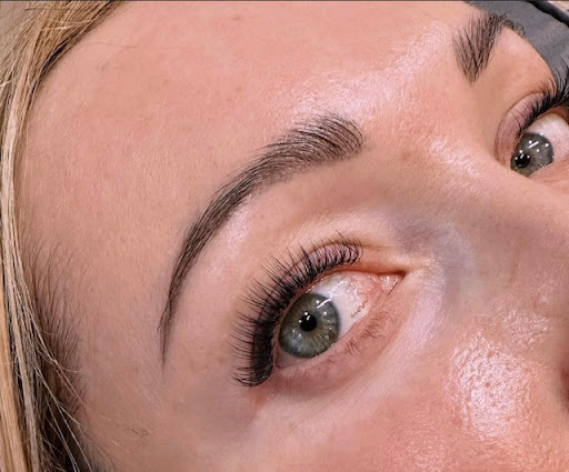 Luxe Lash & Beauty Bar - Thumbnail