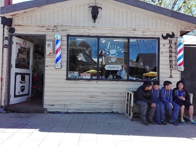 Photos of Gentleman Barber&iacute;a