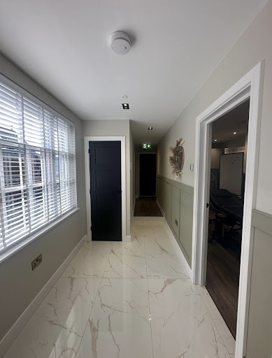 Aura Aesthetics and Wellness clinic