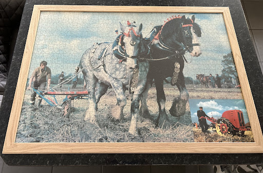 Classic Picture Frames - Visual