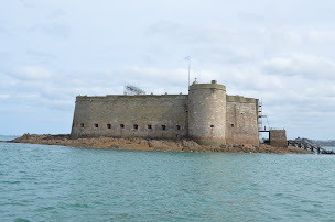 Photo n°47 de Camping de la Baie de Térénez à Plouezoc'h (Piscine extérieure)