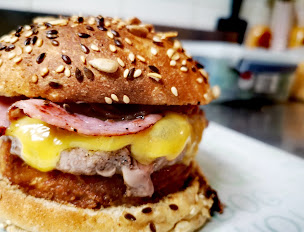 Photo n°30 de Le Cass'croût à Saint-Pardoux-du-Breuil (Pizzeria)