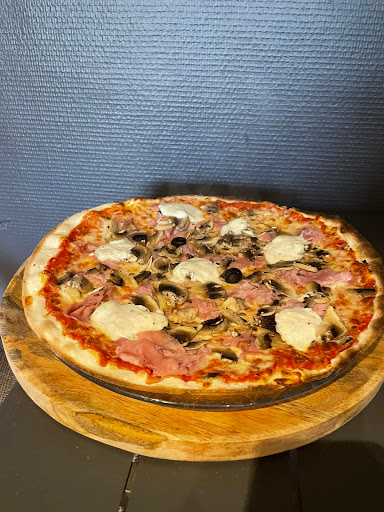 Photo 2 - T'm Pizza