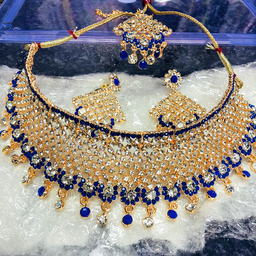 A&J Fashion Gallery - United Kingdom