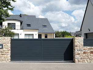 Photo n°3 de Lamiré securité - Janneau menuisier Créateur à Brest (Magasin de fenêtres en PVC)