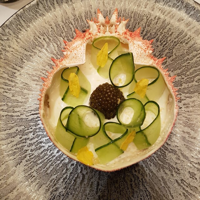 L'Abeille at Shangri-La Hotel, Paris