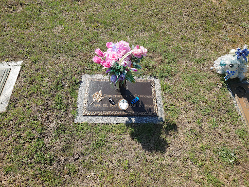 Sherwood Memorial Park and Mausoleum - Thumbnail