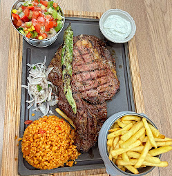 Photo n°2 de RESTAURANT ESTEL à Saint-Jean-les-Deux-Jumeaux (Restaurant turc)