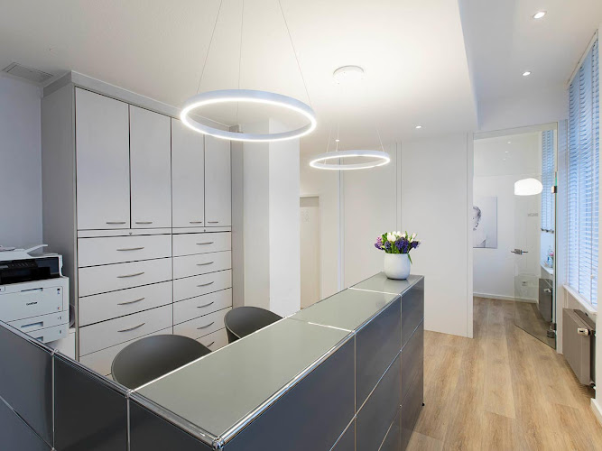 Zahnzentrum Viersen Dr. Denis Depenau-Babic M. Sc.