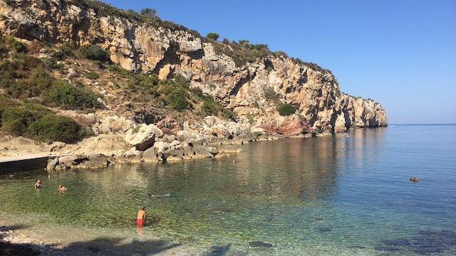Spiaggia Cala Rossa