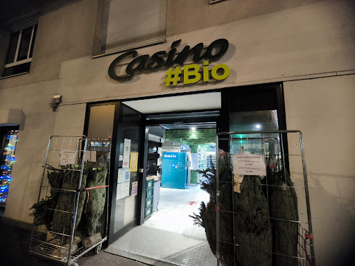 Casino#Bio