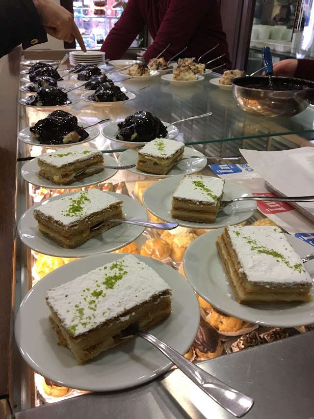 Inci Pastry Shop