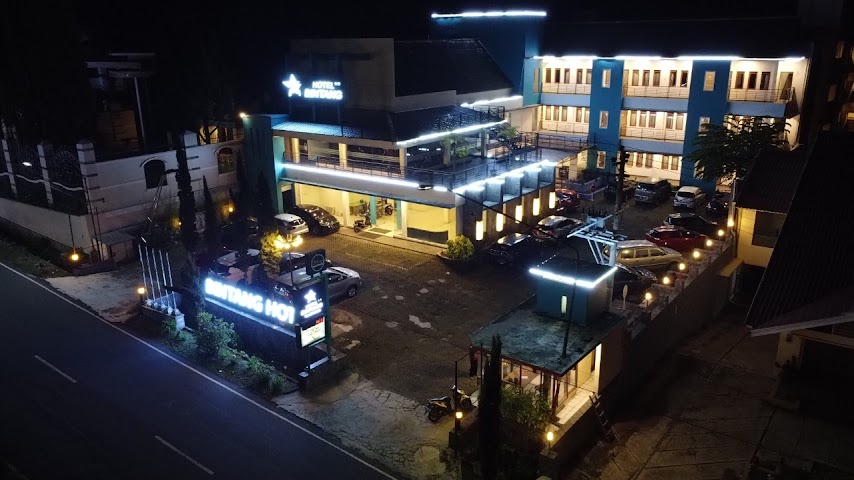 Hotel Bintang Tawangmangu by null