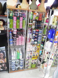 Photo n°13 de SB Coiffure à Asnières-sur-Seine (Salon de coiffure)