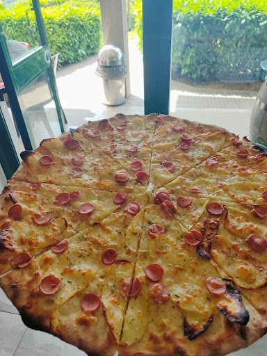 Pizzeria Bar New California - Thumbnail