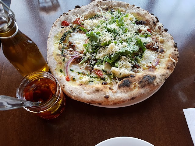 Queen Margherita Pizza