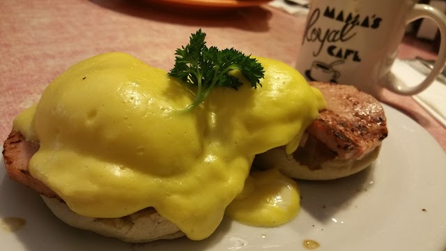 Mama's Royal Cafe