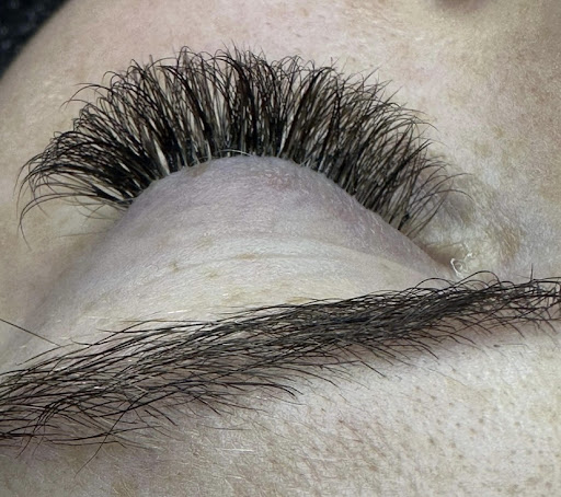 Kim's Nails & Beauty