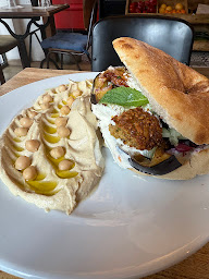 Photo n°42 de Vege Brancion à Paris (Restaurant)