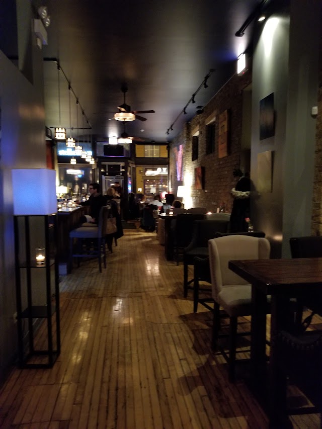 J9 Wine Bar