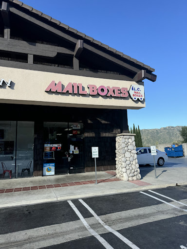 La Canada Mailboxes - Thumbnail