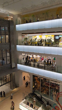 KITTE Osaka by null
