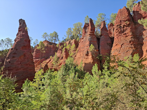 Photo de Hôtel Les Ambres à Roussillon (84220)